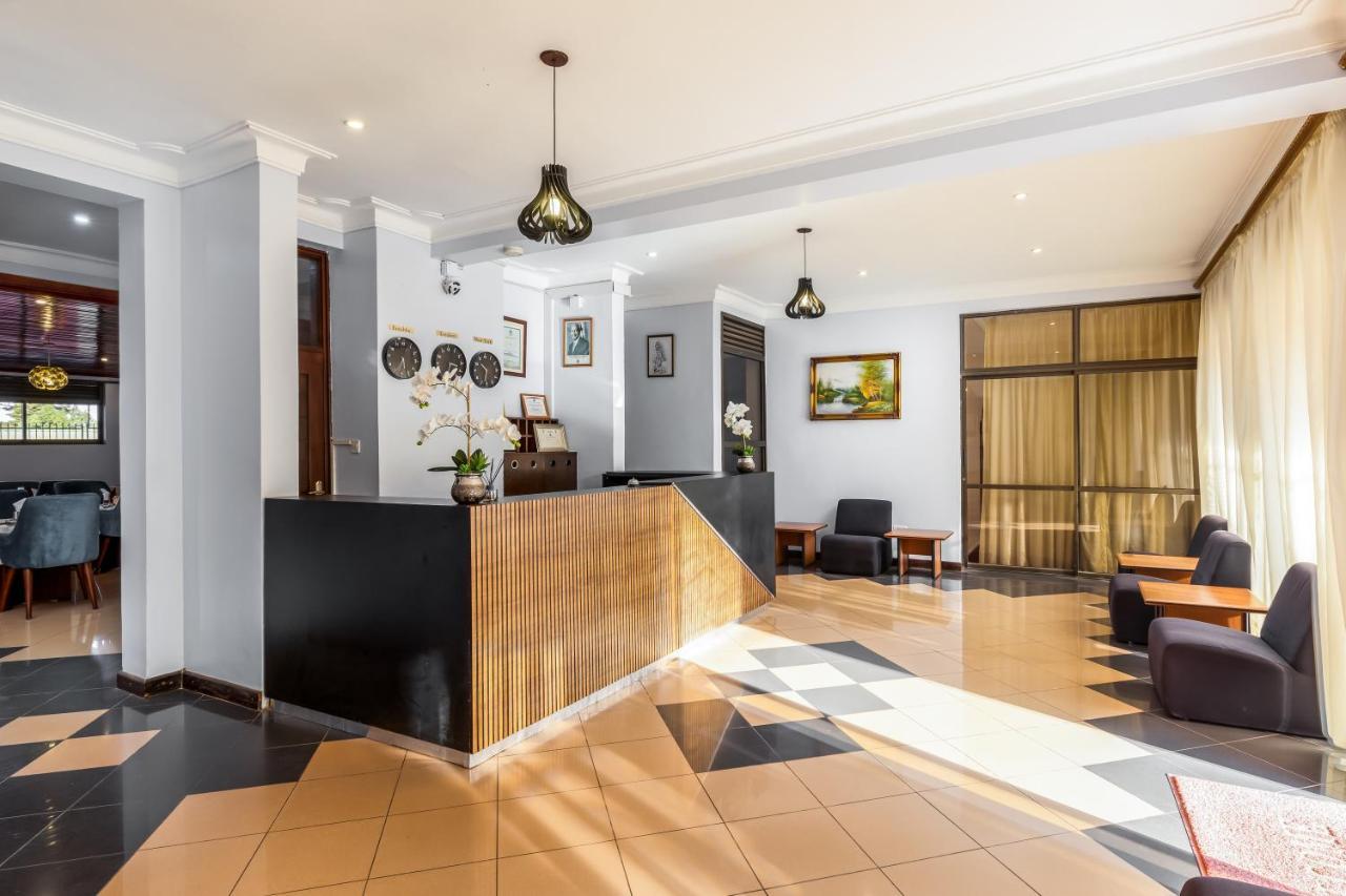 Entebbe Traveller'S Hotel Εξωτερικό φωτογραφία