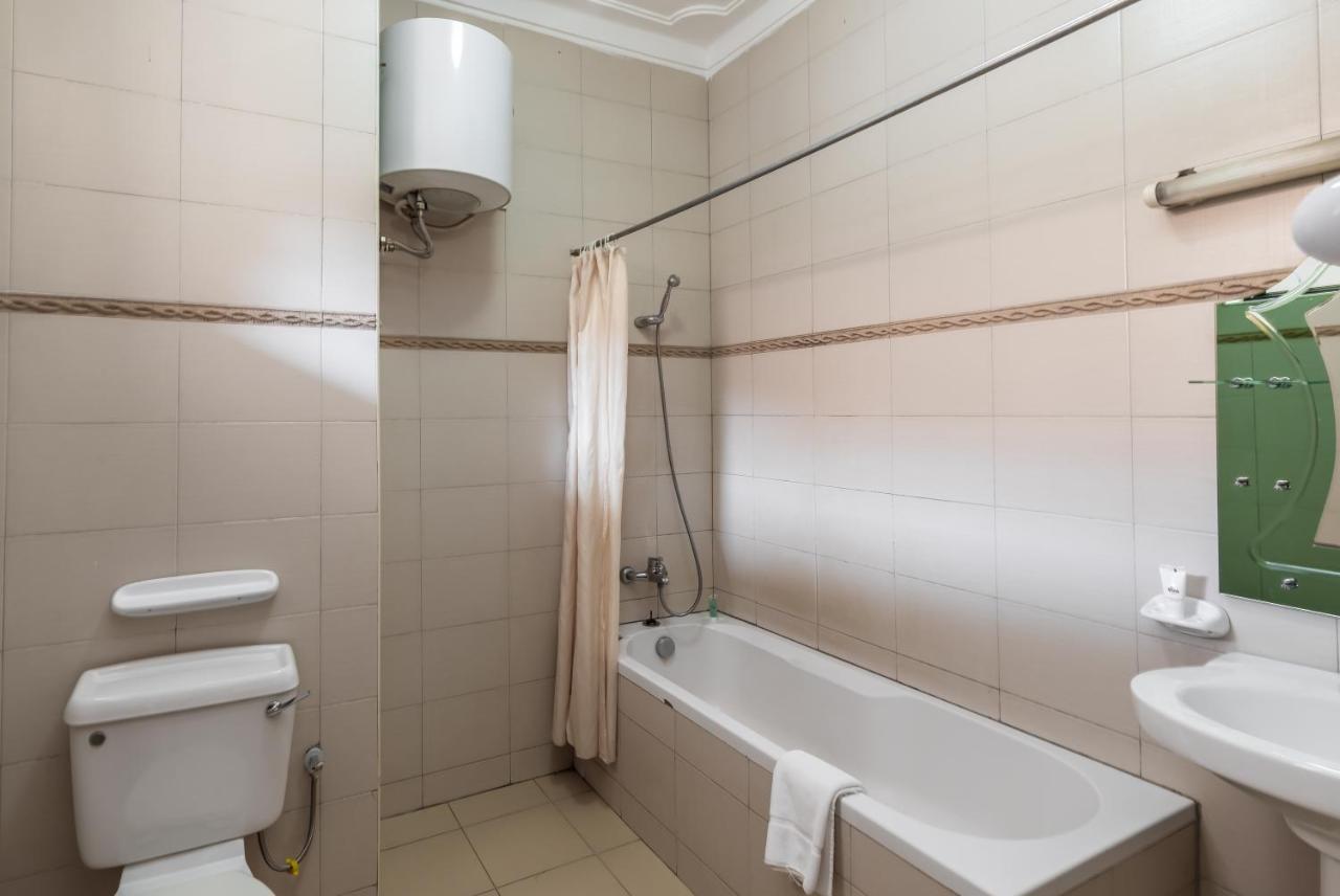 Entebbe Traveller'S Hotel Εξωτερικό φωτογραφία