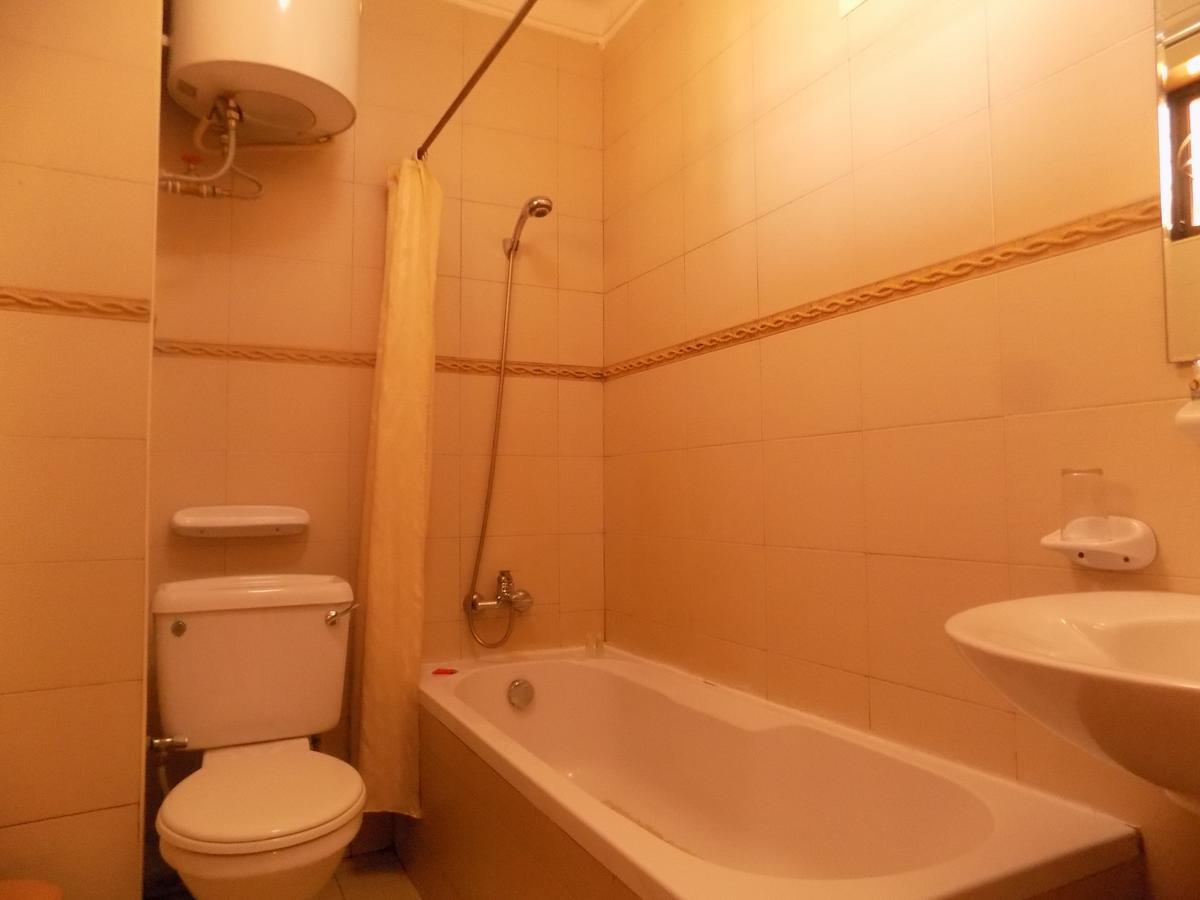 Entebbe Traveller'S Hotel Εξωτερικό φωτογραφία