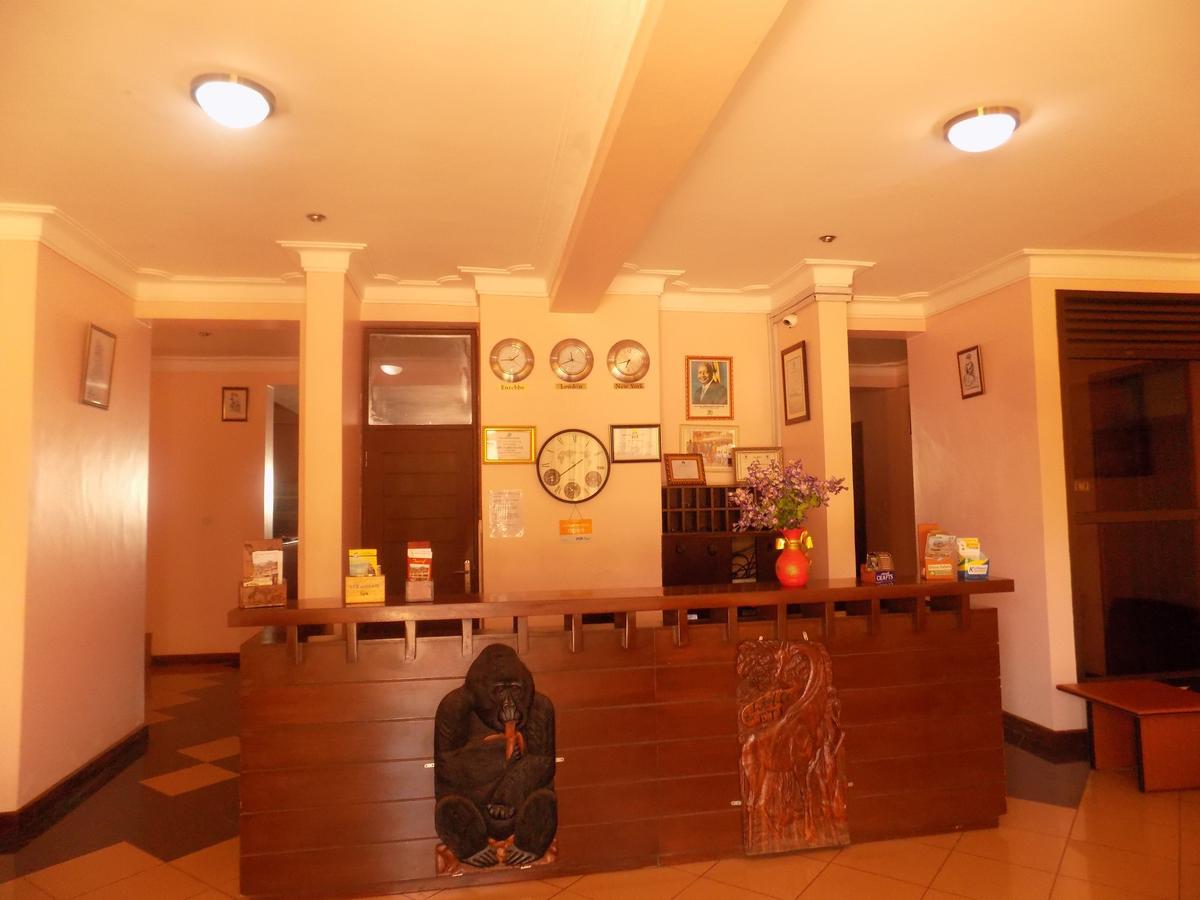 Entebbe Traveller'S Hotel Εξωτερικό φωτογραφία