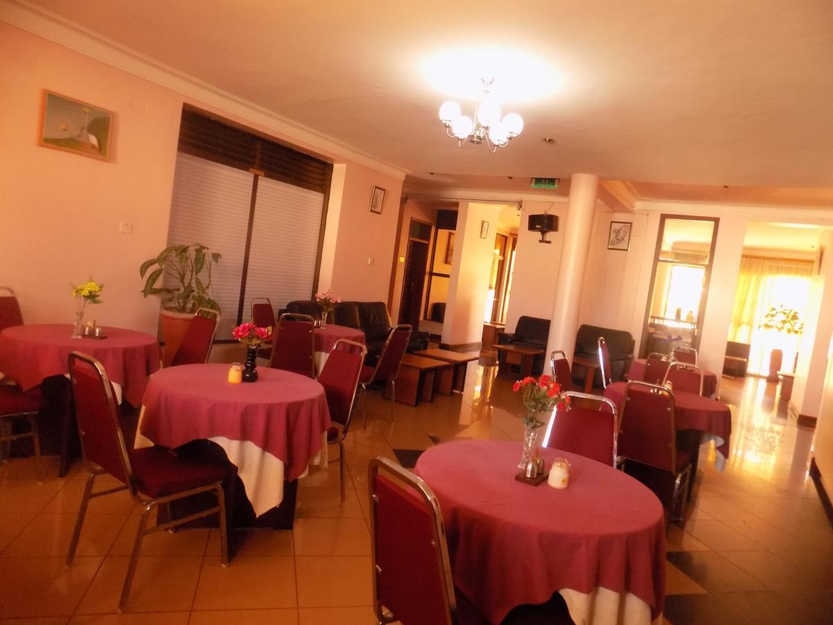 Entebbe Traveller'S Hotel Εξωτερικό φωτογραφία