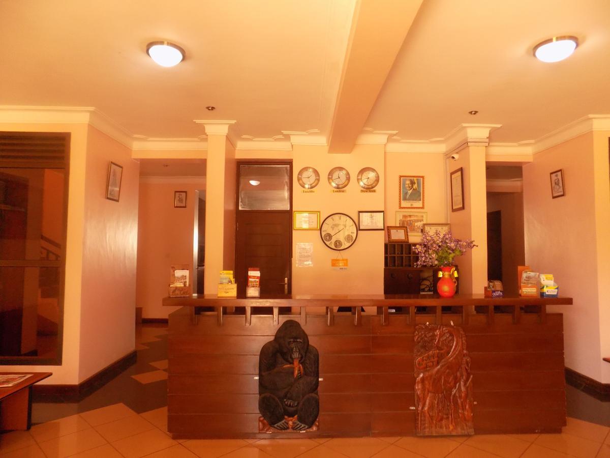 Entebbe Traveller'S Hotel Εξωτερικό φωτογραφία